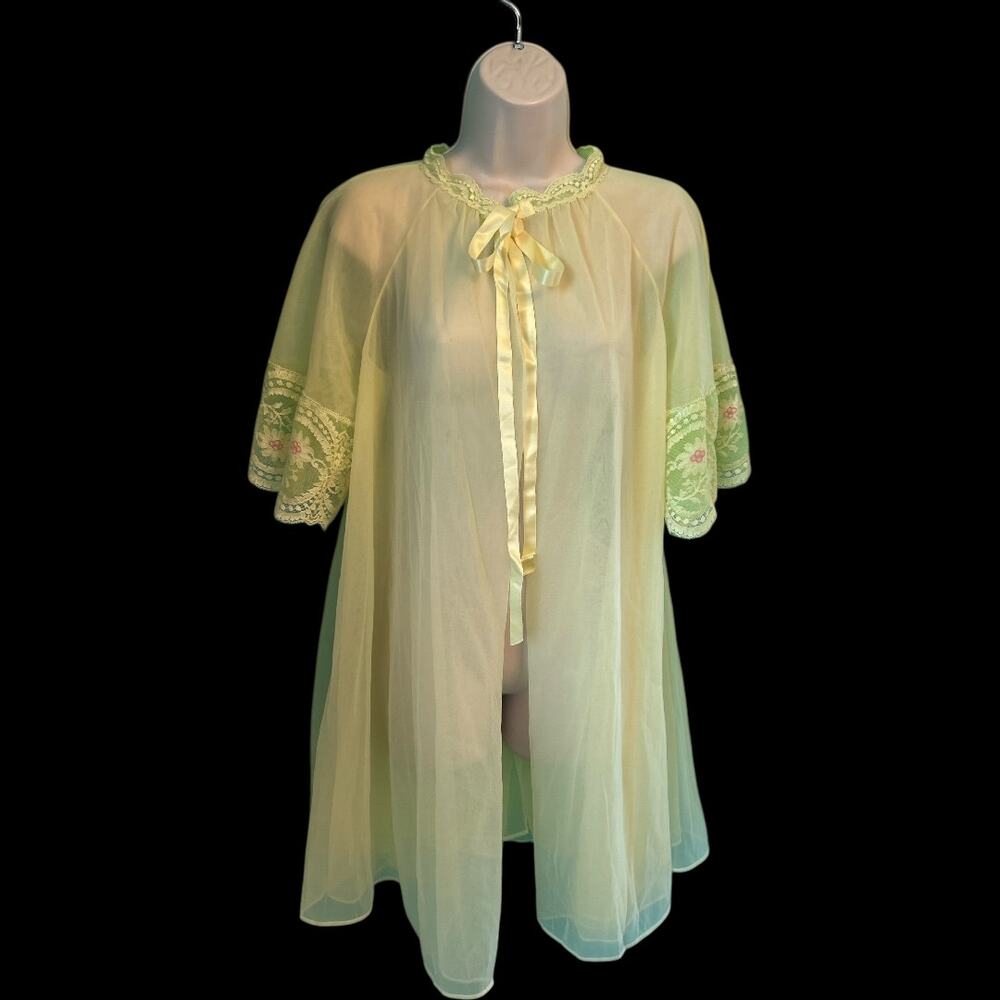 NEW Vintage 1960's Chartreuse & Lemon Yellow Chiffon & Lace Peignoir Robe S,M,L